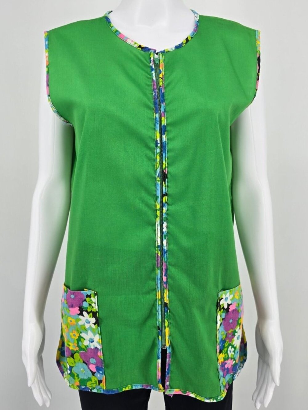 Vintage 1960s Women's Kelly Green Floral Trim Zippered Patch Pocket Mod Vest (L)